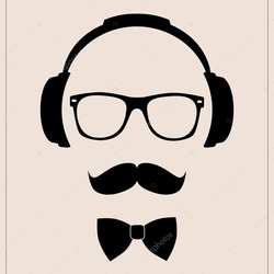 Ein Kopfhöhrer auf einem DJ Mischpult