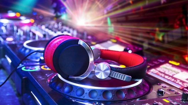 Event DJ Technik im Einsatz